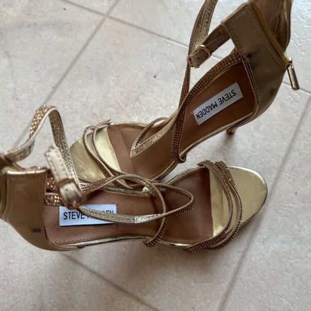 Steve Madden Harmon-R Rhinestone Strappy Heels Size 8.5
